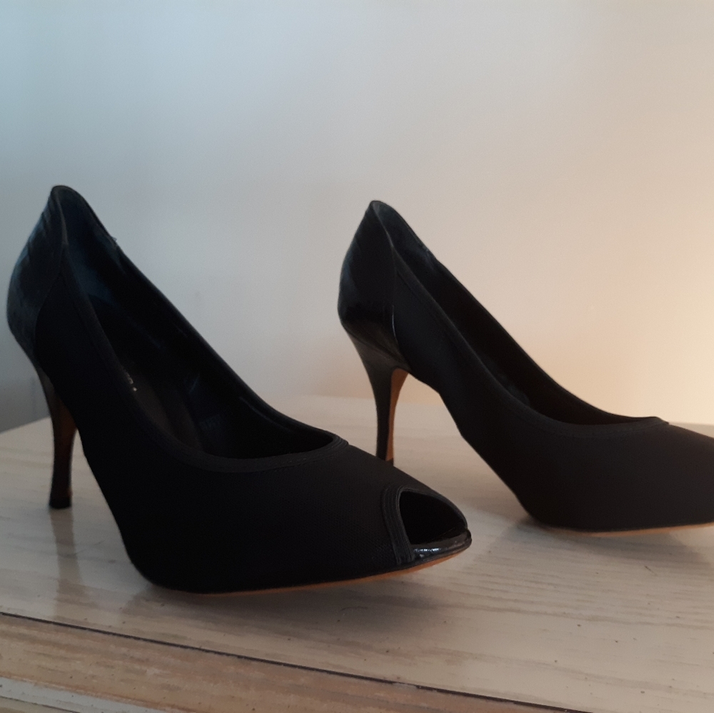 Women's Dress Shoes / Heels